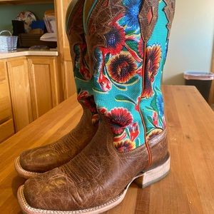 Ariat Woman’s Circuit Champion Western Boots